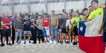 Sarmiento y los lagos se volvieron a vestir de boxeo