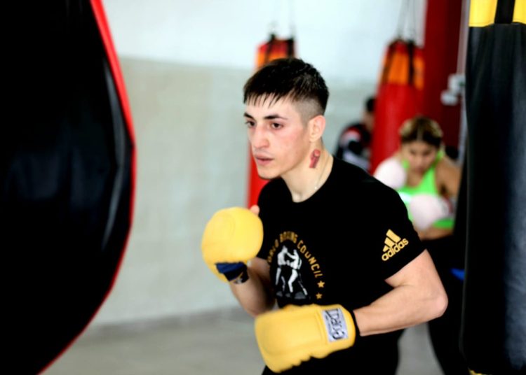 El sueño del primer triunfo peleando en su ciudad