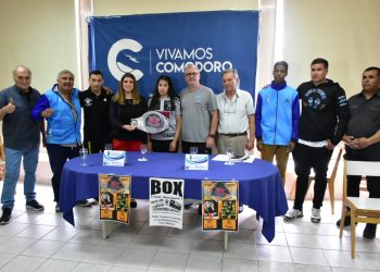 Bailes, homenajes y boxeo entre Argentina y Chile