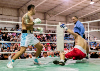 Con un KO, Luis hizo vibrar y festejar a Roca