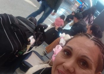 El peor vuelo de todos, del avión derecho al ring…