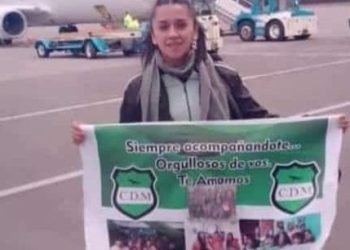 Valdebenito ya vuela hacia su estreno internacional