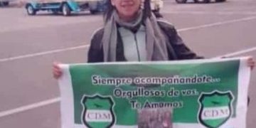 Valdebenito ya vuela hacia su estreno internacional