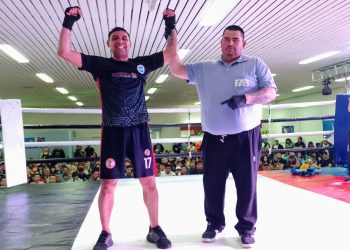 Encina sorprendió y ganó Julián Oñatibia