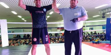 Encina sorprendió y ganó Julián Oñatibia