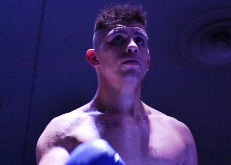 El «Paisa» Vargas reaparecerá peleando en el Luna