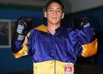 Dylan Navarro, hecho en el barrio y pulido en el ring