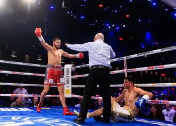 Bazinyan noqueó a Godoy en Montreal