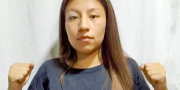 Almendra y un debut del otro lado de los Andes