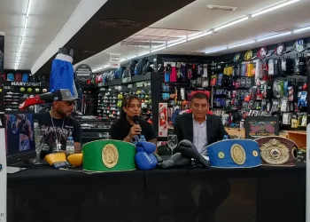 Vidal: «Me robaron, yo debería estar con ese cinturón»