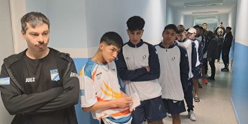 Una lluvia de peleas en el «Héroes de Malvinas»