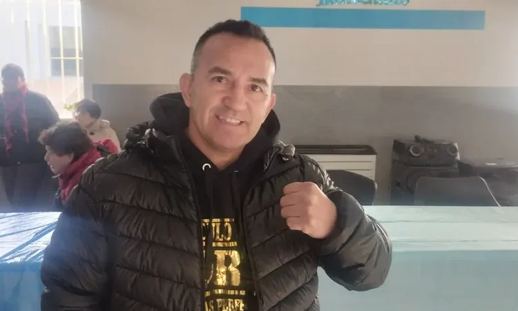 Narváes acompañó apertura de Escuela en barrio Pujol 2