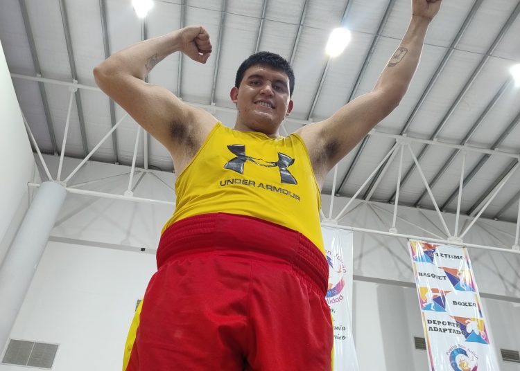Fernando Coronel a la final, cada vez más grande…