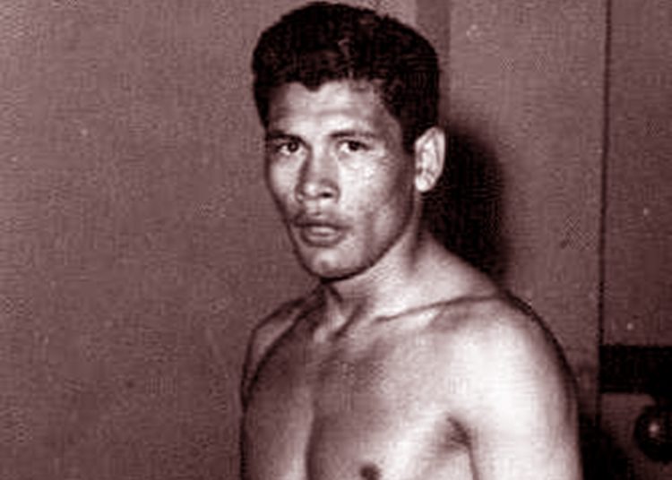 Oscar Rojas se fue ganador y eternamente boxeador