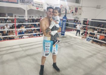 Gino Godoy noqueó al “Tren” Sánchez y va por más