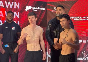 «Leo» Báez en Sheffield, la primera vez afuera