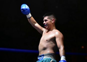 José Vargas y Karen Almendra se muestran en la FAB