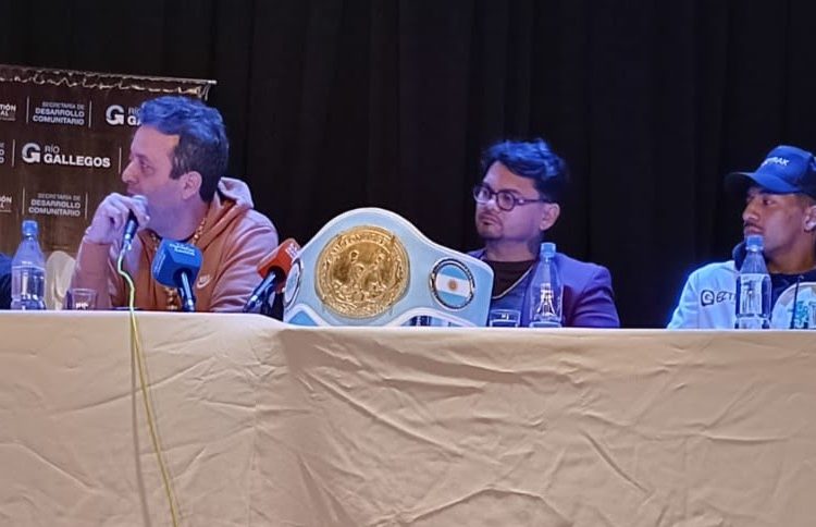 Maidana y un cumpleaños cálido en el frío del sur