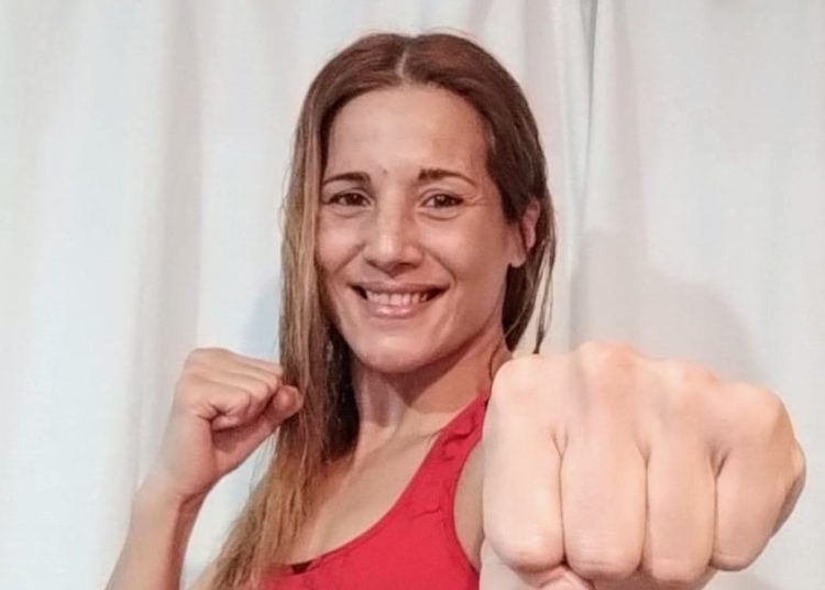 Soledad y la feliz “rareza” de pelear en el patio de su casa