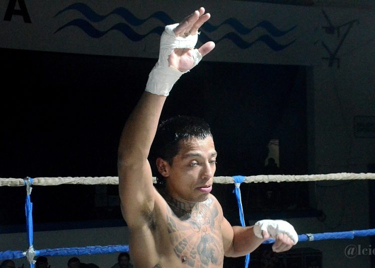 “La experiencia se gana peleando y entrenando”