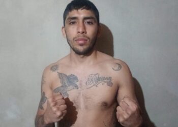 Huenchullán frente a Carmona en el Monumental