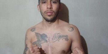 Huenchullán frente a Carmona en el Monumental