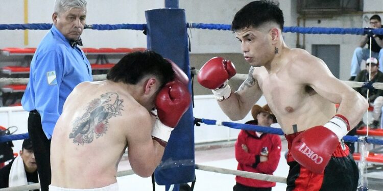 Luna y Cisternas y un empate reñido en las tarjetas