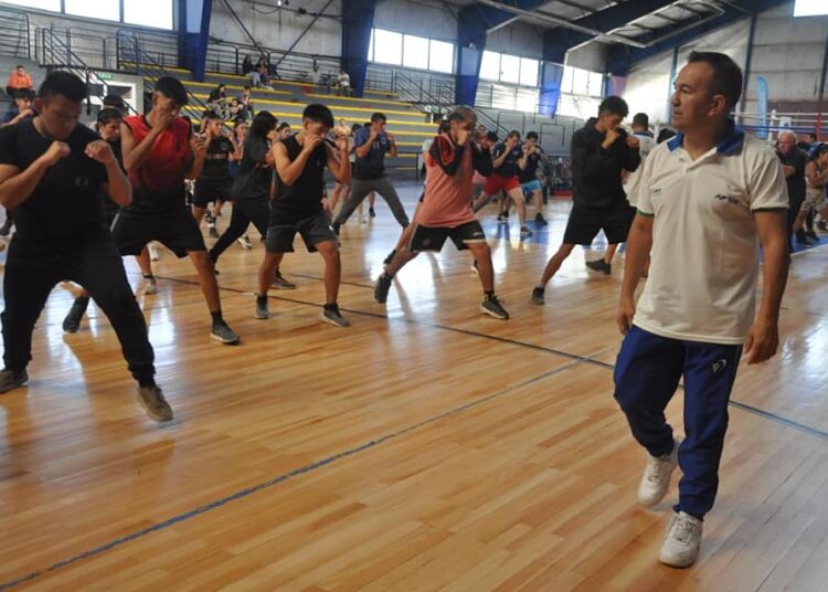 En marzo, clínica abierta y gratuita de Omar Narváes