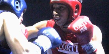 Flores venció a León y se encamina al profesionalismo