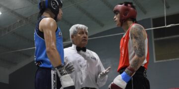 Puerto Madryn a las piñas en el SUM de la Escuela 750