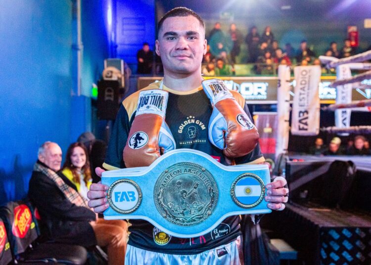 Crucce, un campeón récord y un pesado «distinto»